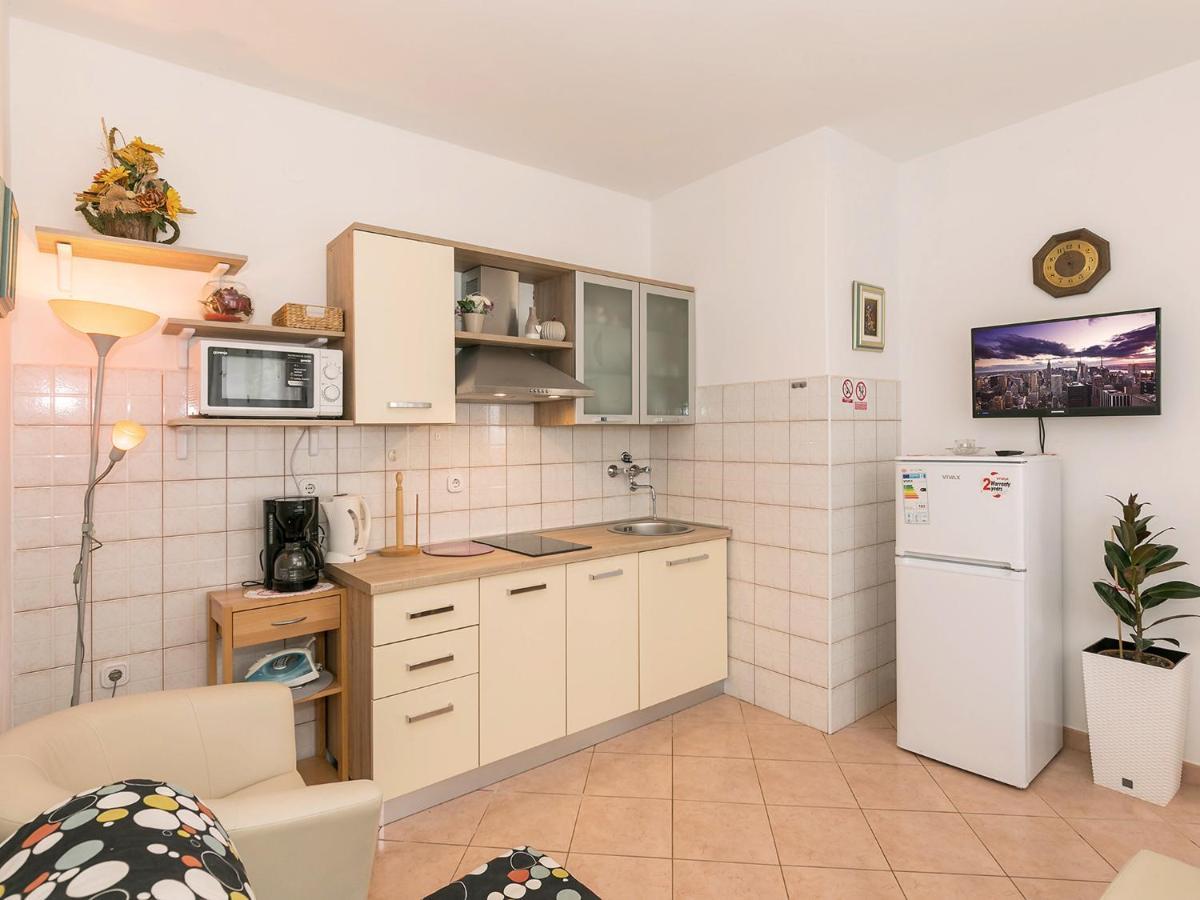 Apartments Graziella Poreč Extérieur photo