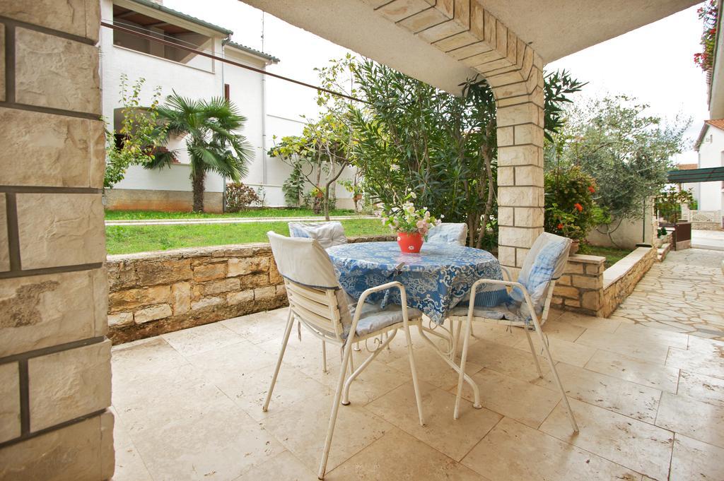 Apartments Graziella Poreč Extérieur photo